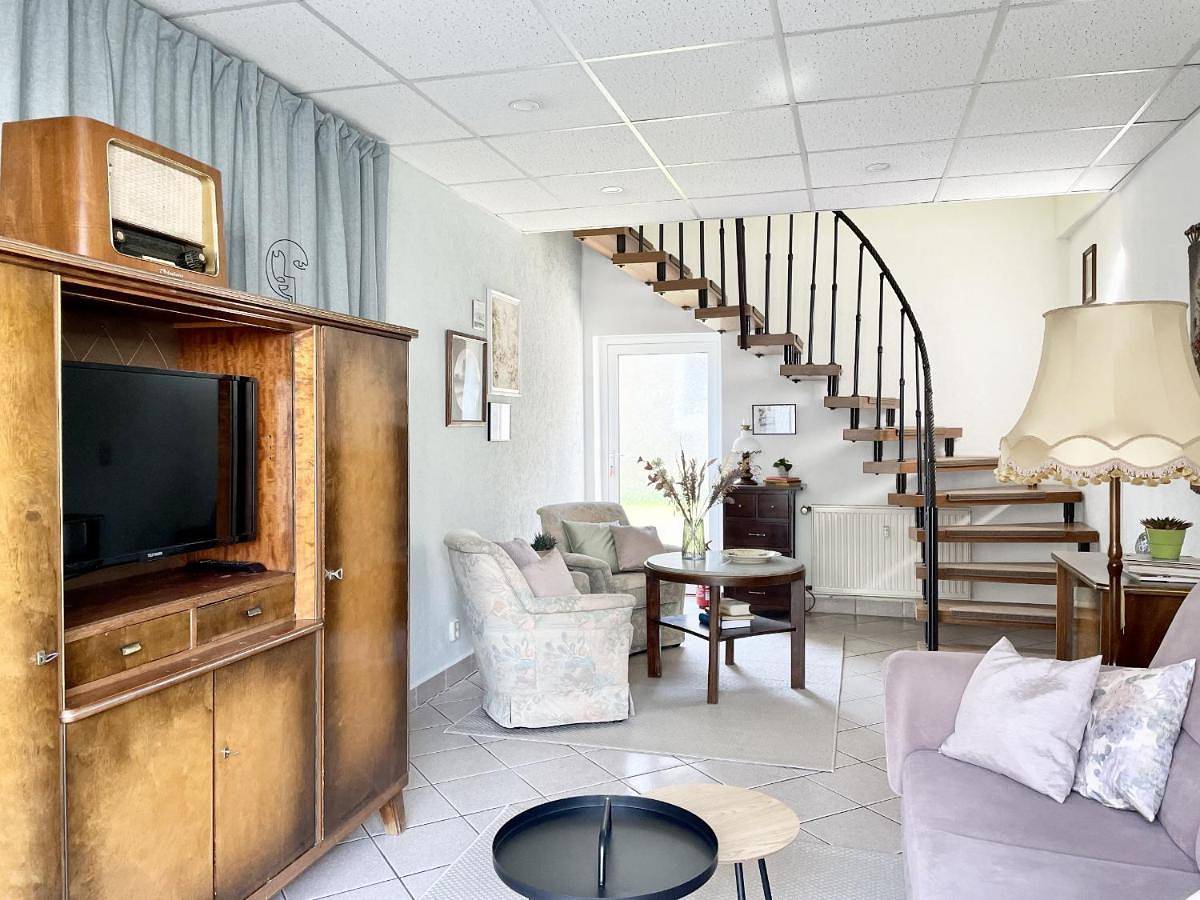 Ganze Wohnung, Three-Bedroom Apartment in Tauche, Region Oder - Spree