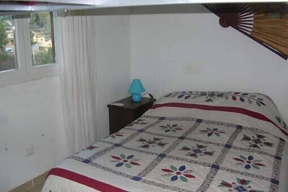 Cerca De Cassis S / Mer Villa T4. Piscina Privada Clim-Promo in Cuges-les-Pins, Marsella region