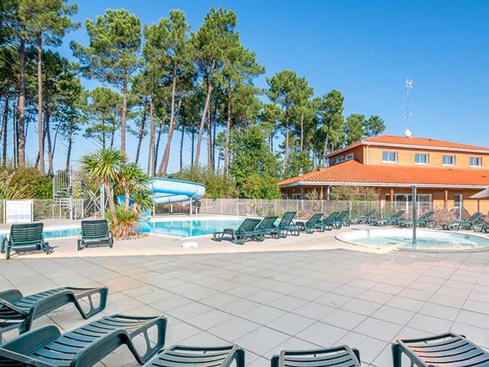 Studio entier, Résidence Le Domaine des Grands Lacs - Vacancéole - Studio 2 personnes - 22 m² in Parentis-en-Born, Côte d’Argent