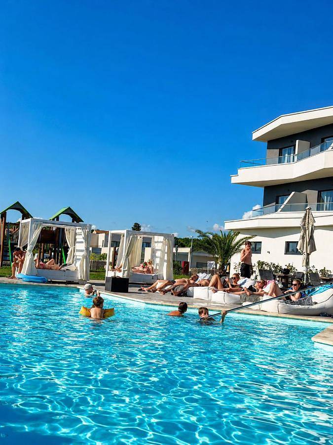 Hotel für 2 Personen, mit Balkon und Terrasse sowie Garten und Pool in Lanterna - 4