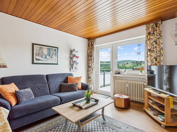 Ganze Wohnung, Kleine Wohnung mit großem Südbalkon im Sauerland in Meschede, Hochsauerlandkreis