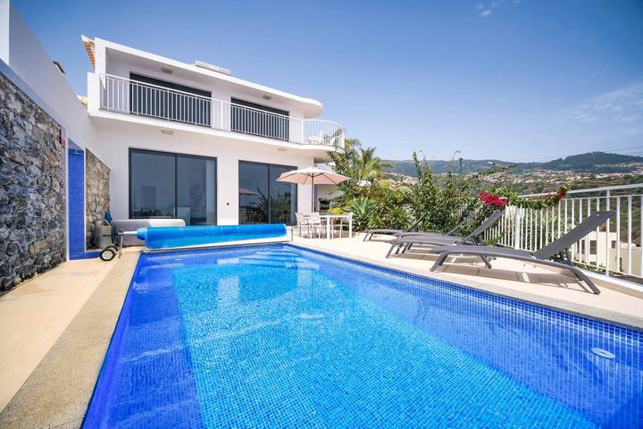 Villa para 6 pessoas, com varanda em Calheta