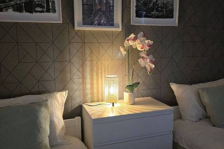 Entire apartment, Modern 2-Bedroom Apartment in Birmingham city centre – Sleeps 6 + Free Parking in Birmingham, Birmingham Area