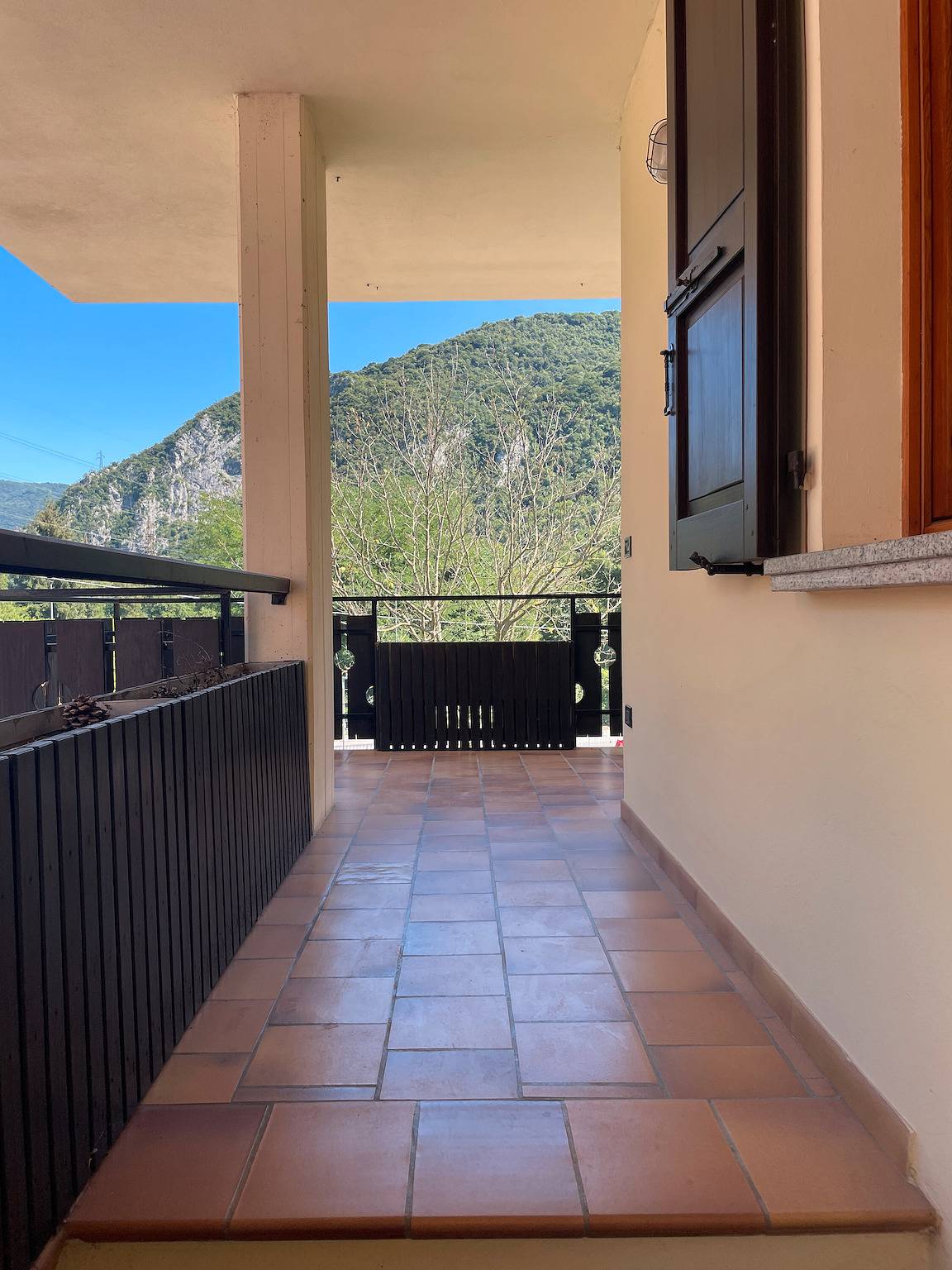 Appartamento intero, Appartamento 'Smeraldo' con Vista Montagna, Wi-Fi e Aria Condizionata in Vobarno, Prealpi Gardesane