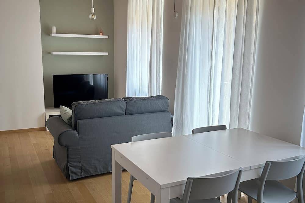 Ganze Wohnung, Delightful apartment in the historic center of one of the most beautiful villages in Italy. in Lovere, Iseosee