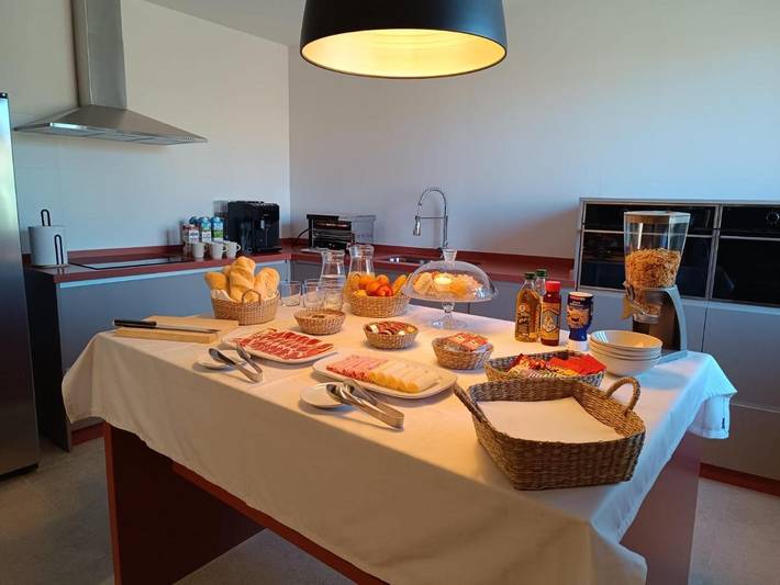 Casa rural para 2 personas, con piscina además de vistas y jardín, Se admiten mascotas en Extremadura - 2