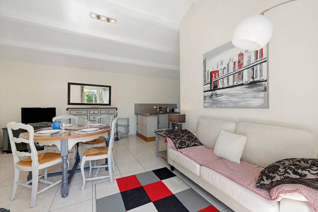 Le Gîte 2 avec terrasse privative et Wi-Fi in Olonne-sur-Mer, Les Sables-d'Olonne