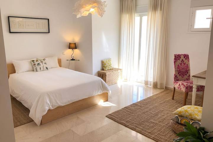 Ganze Wohnung, Homerez - Elegante Wohnung in Marbella, Pool in San Pedro de Alcántara, Marbella