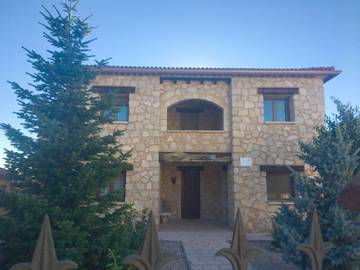 Casa rural para 9 personas, con terraza además de vistas y jardín en Provincia de Cuenca