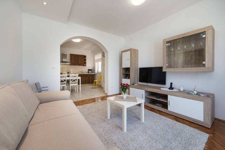 Ganze Wohnung, Ferienwohnung für 6 Personen mit Meerblick in Rogotin, Dubrovnik-Neretva