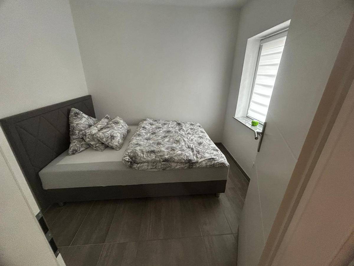Ganze Wohnung, Grenz-Apartment an der Aach in Rielasingen-Worblingen, Hegau