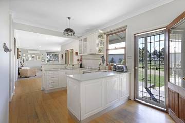 Holiday Home for 10 People in Shire of East Gippsland, Photo 2