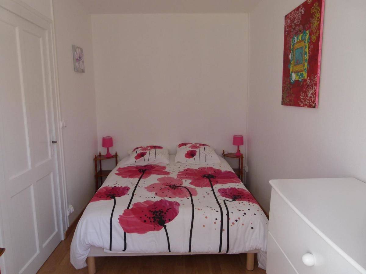 Two-Bedroom House in Mérigny, Région de Le Blanc