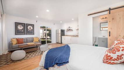 Vacation House for 13 Guests in Los Angeles, Los Angeles County, Picture 4