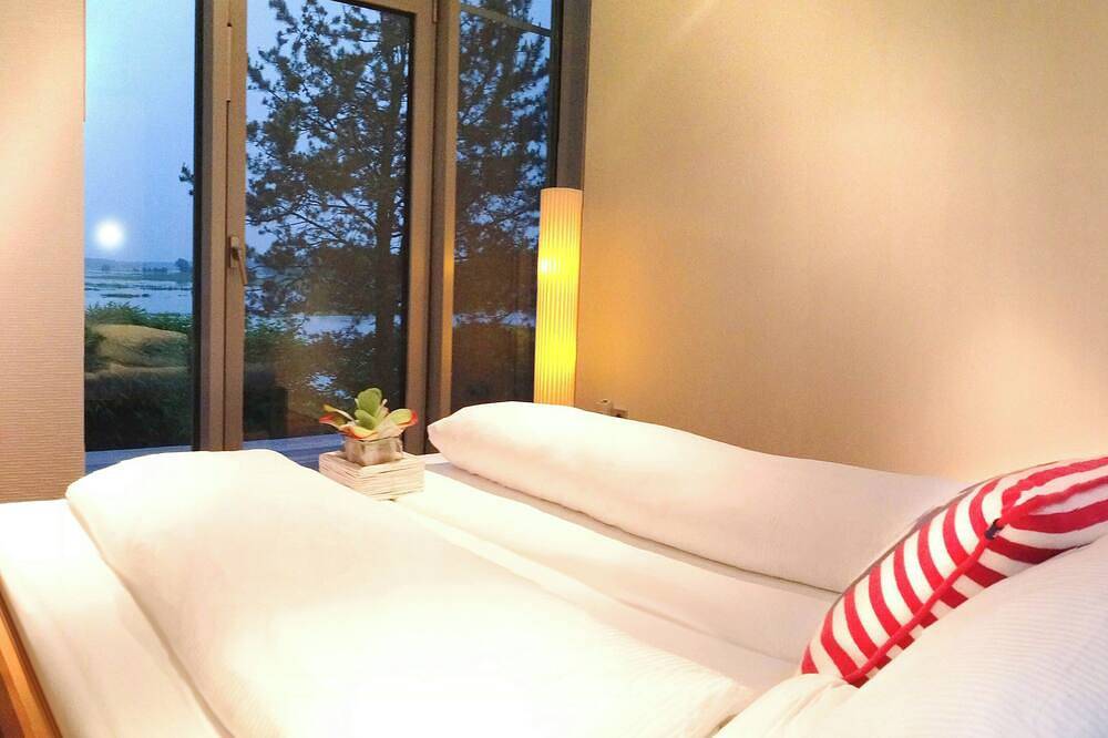 Glas-Loft mit endlosem Wasserausblick in Buchholz (Aller), Aller-Leine-Tal