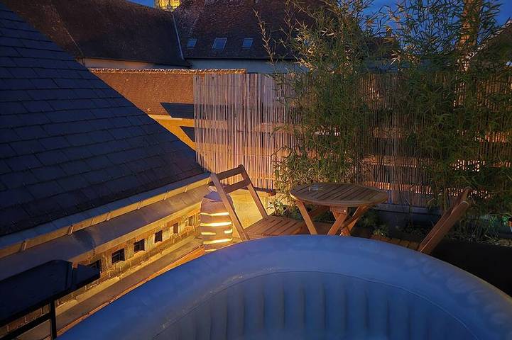 Appartement de vacances pour 2 personnes, avec sauna ainsi que jacuzzi et balcon