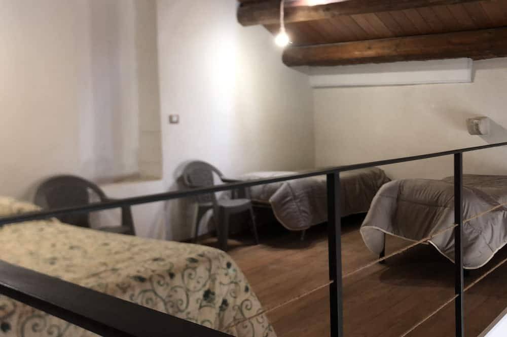 Maltese16 200 meters from the center of Modica house with 9 beds in Modica (town), Módica
