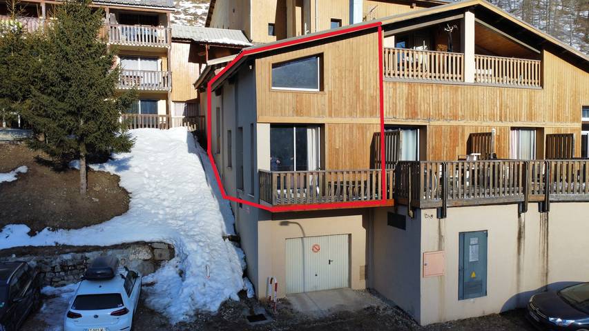 Gîte pour 8 personnes, avec balcon à Allos - 2
