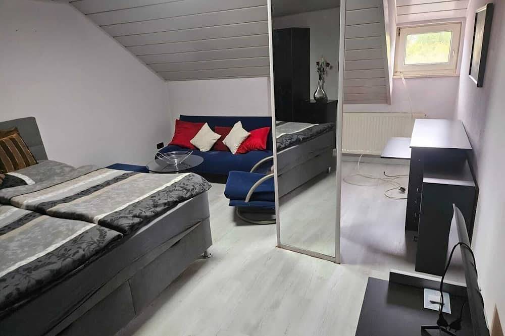 Ferienhaus Petzenblick - ganzjährig beheizter und privater Indoorpool in Karawanken und Bachergebirge, Feistritz ob Bleiburg