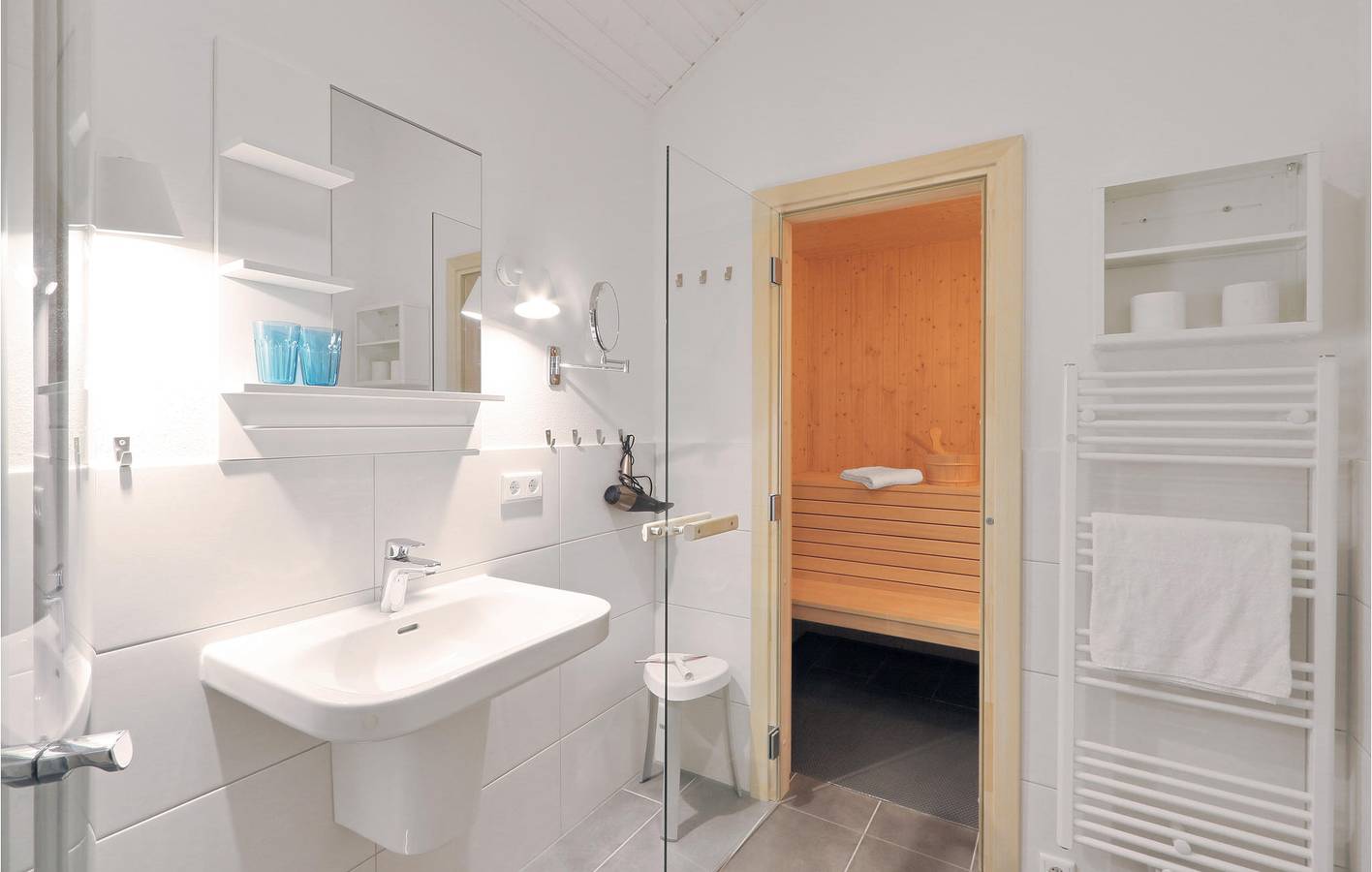 Appartement am Strand mit Terrasse und Parkplatz in Krems II, Kreis Segeberg