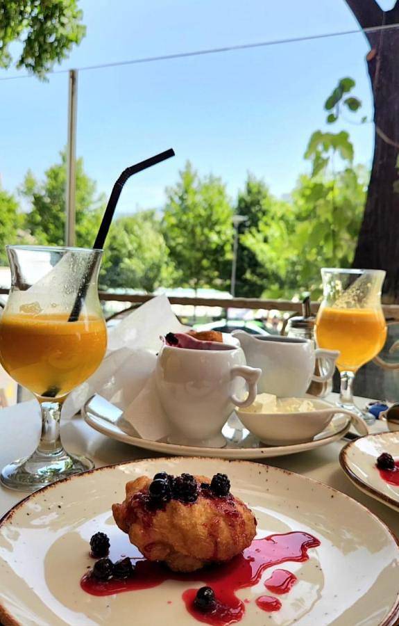 Alojamiento y desayuno para 2 personas, con balcón - 1