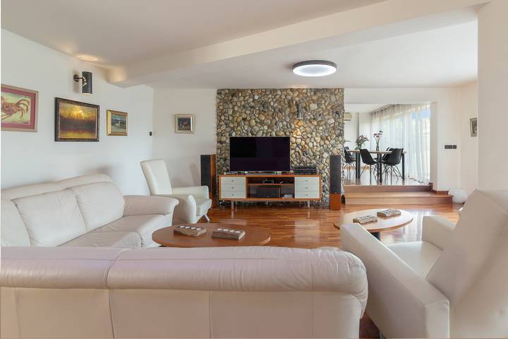 Villa für 15 Personen, mit Terrasse und Sauna sowie Pool, mit Haustier in Slowenien - 3