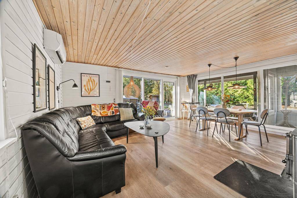 Hyggeligt sommerhus til 6 personer med vildmarksbad in Bork Havn, Ringkøbing Fjord