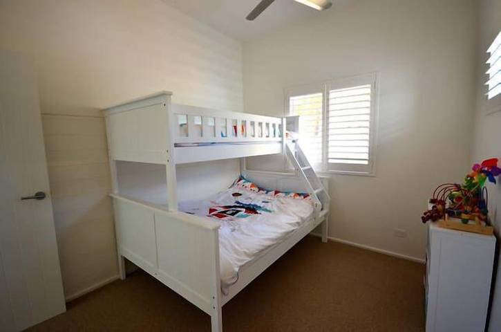 Holiday home for 8 people, with garden in Yallingup