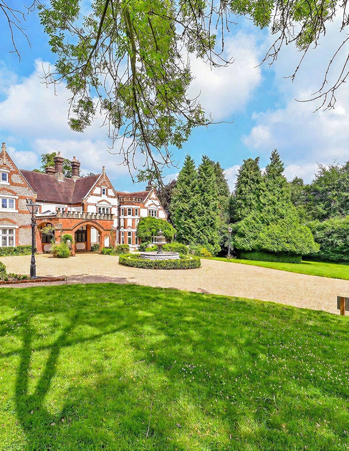 Riding Manor in Surrey
