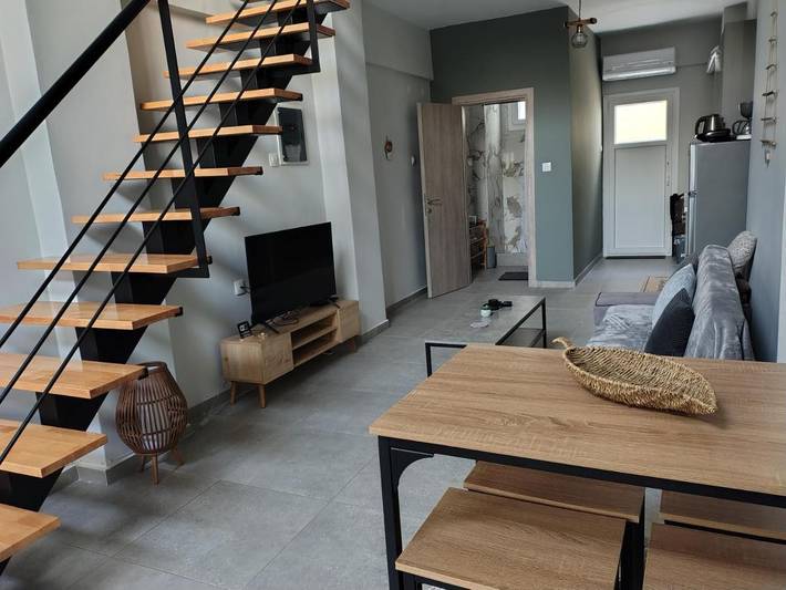 Gîte pour 3 personnes, avec jardin à Serrès