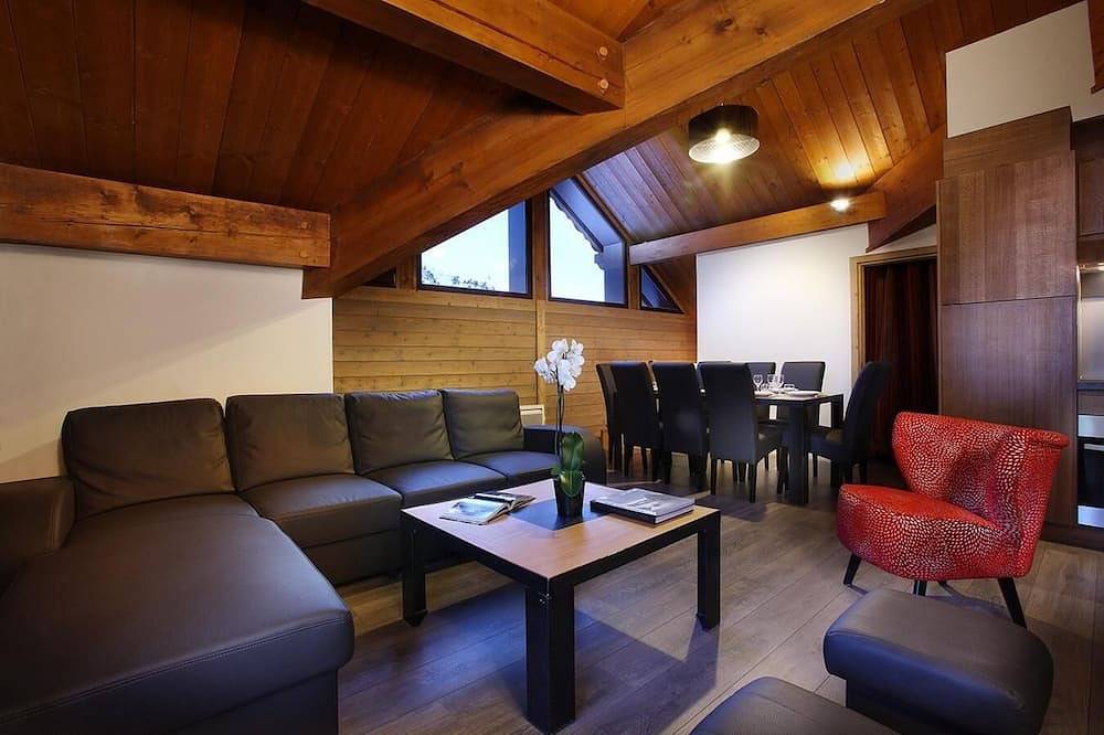 Entire apartment, Wifi, 150m from ski slopes, fitness, swimming pool, sauna, hammam, fireplace or stove, tv in Les Arcs, Bourg-Saint-Maurice