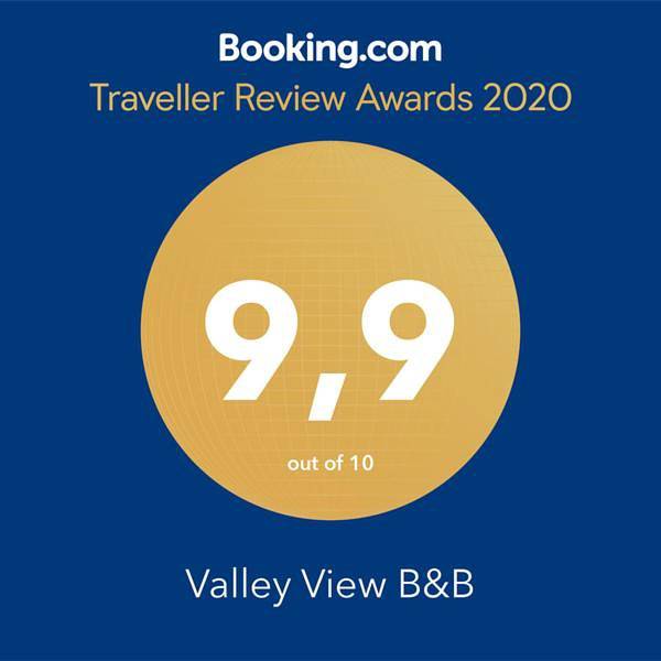 Location de vacances pour 3 personnes, avec piscine ainsi que vue et jardin à Brengues - 4