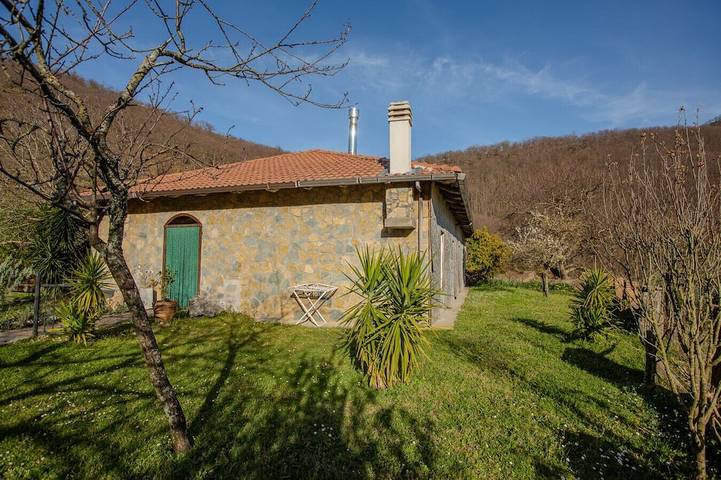 Appartamento per 10 persone, con balcone e giardino, con animali domestici in Scala