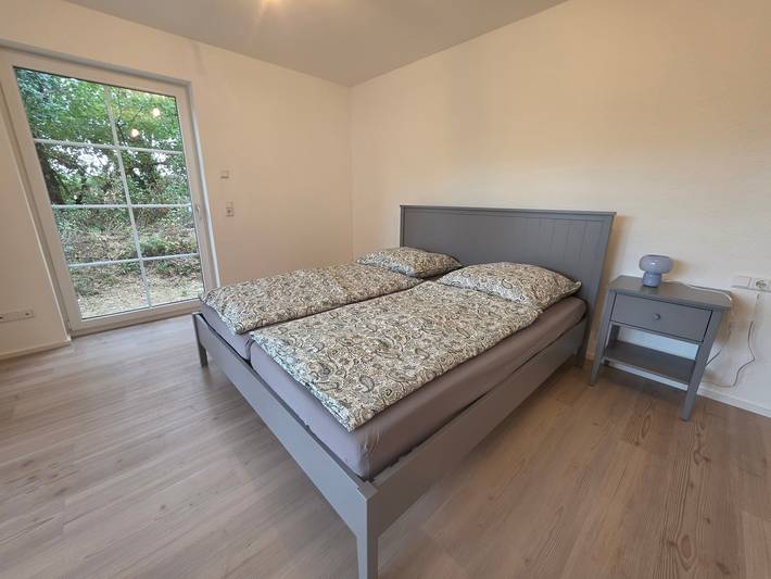 Ganze Wohnung, Ferienwohnung 'Haus Landliebe' mit privater Terrasse und privatem Garten in Schemmerhofen, Landkreis Biberach
