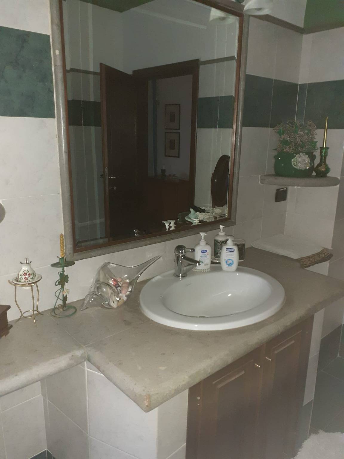 Vierbettzimmer mit Gemeinschaftsterrasse, Seeblick und Wlan in Oscheri, Olbia-Tempio