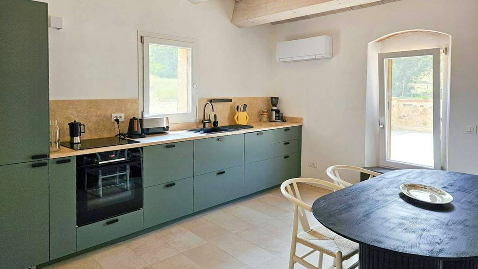 Ganze Wohnung, Ferienwohnung auf dem Bauernhof mit beheiztem Pool in Montescudaio, Etruskische Küste