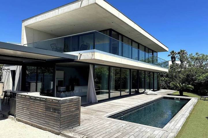 Villa pour 8 personnes, avec balcon et jardin à Sète