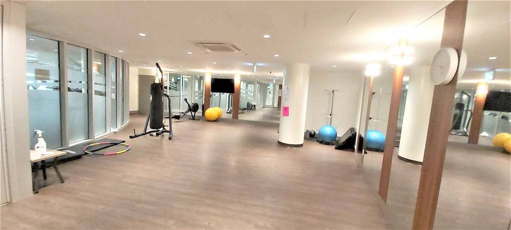 Ganze Wohnung, 5 Sterne Luxus 2 Bed 2 Bath Condo in Brentwood in Burnaby, British-Columbia