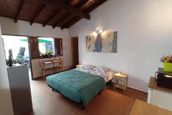 Casa rural para 2 personas, con jardín y piscina en Garachico