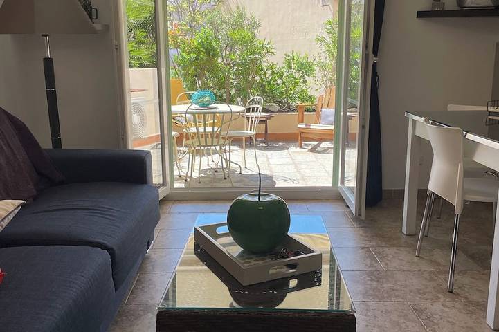 Ferienwohnung für 4 Personen, mit Terrasse in L'Île-Rousse