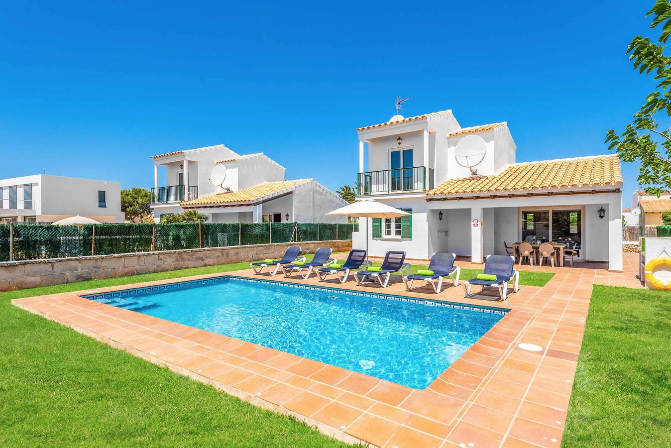 Villa pour 7 personnes avec terrasse in Cala Blanes, Ciutadella