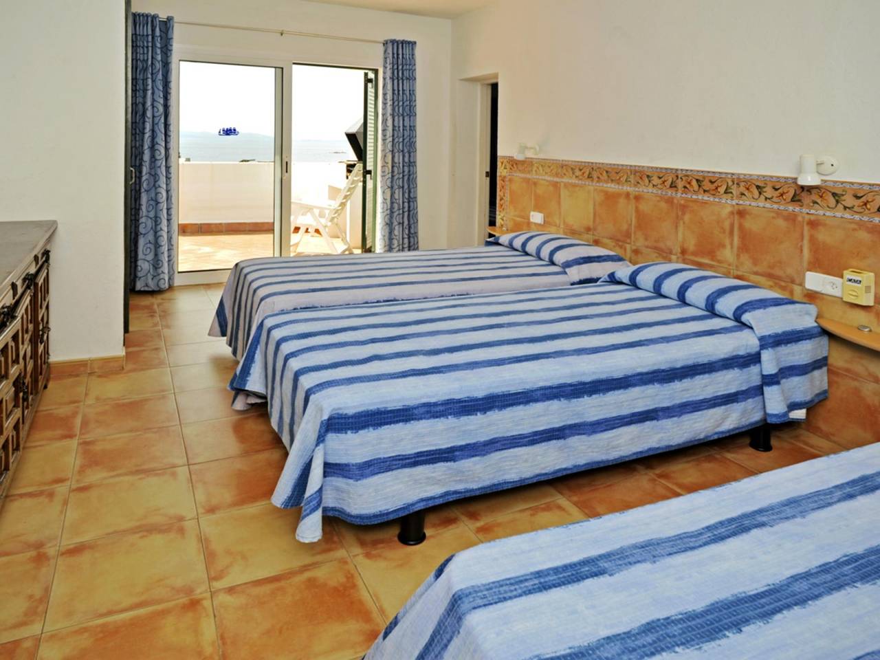Geheel vakantieappartement, Vakantieappartement voor 6 personen met terras in Canyelles Petites, Roses
