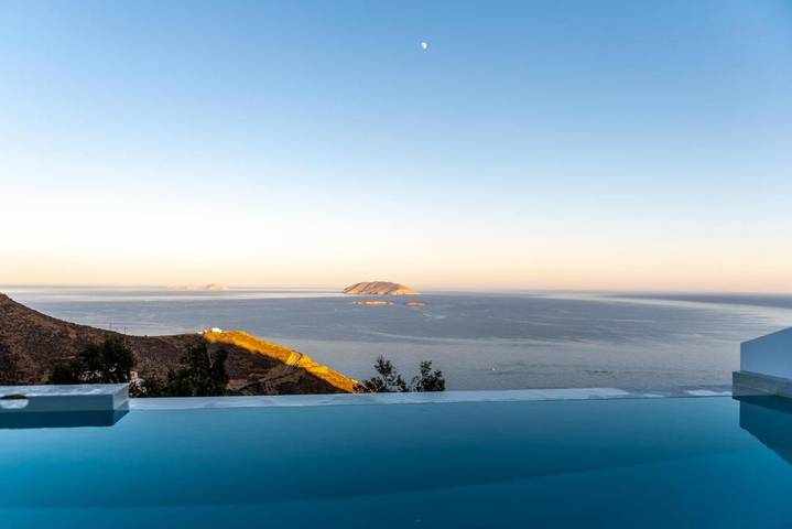 Apartmenthotel für 3 Personen, mit Garten und Ausblick sowie Pool - 1