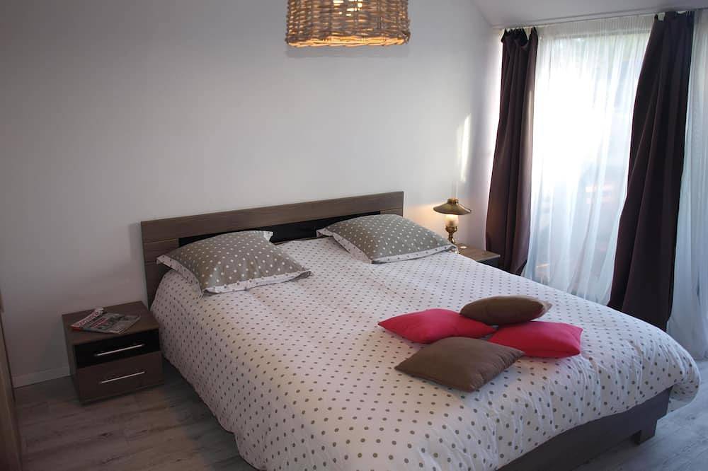 Entire apartment, Bright apartment 200m from the sea and coastal path in Île-Tudy, Côte de Cornouaille