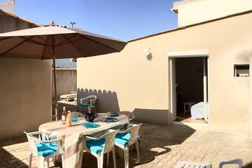 Gîte pour 5 personnes, avec terrasse dans Thalacap
