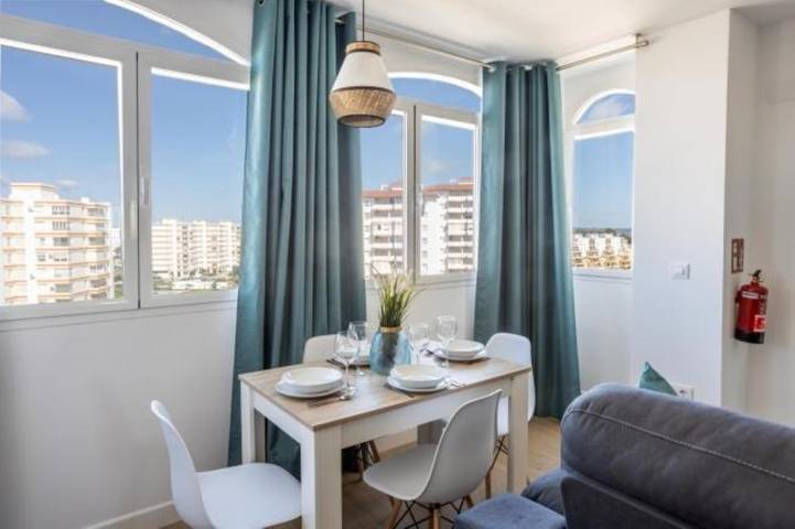 Apartamento estúdio para 4 pessoas, com piscina infantil e jardim - 1
