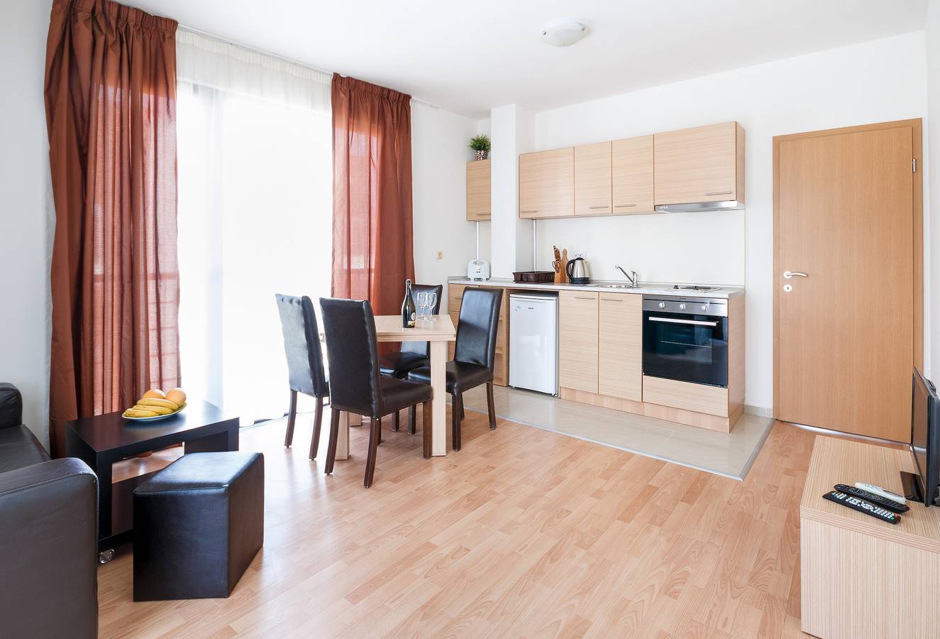 Ολόκληρο το διαμέρισμα, New Line Village Apartments, up to 4 Guests in Sunny Beach, Επαρχία Μπουργκάς