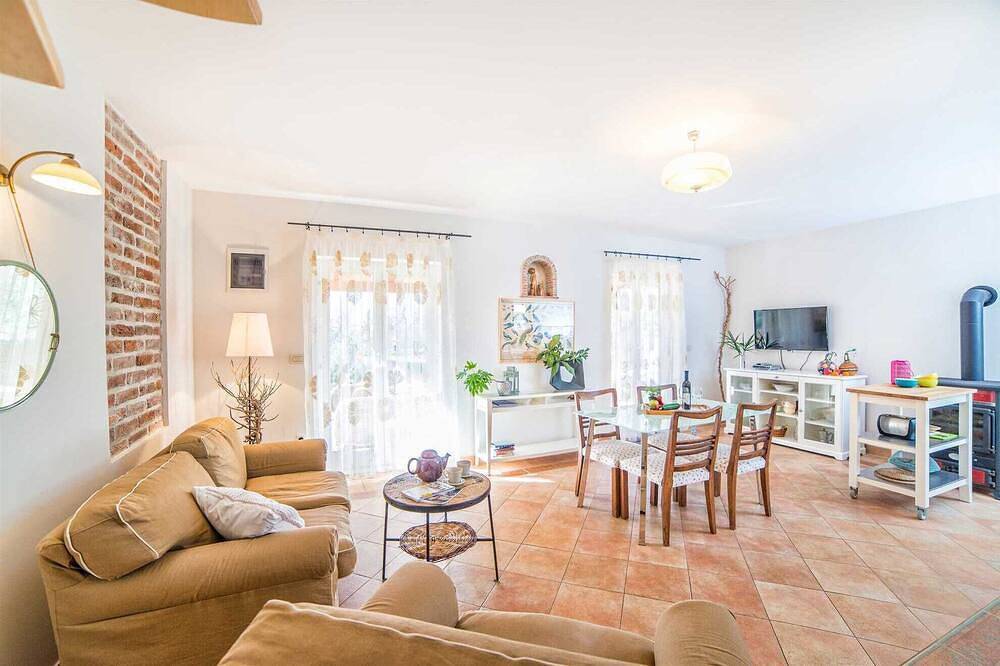 Casa Peronospora in Juricani, Umaška regija
