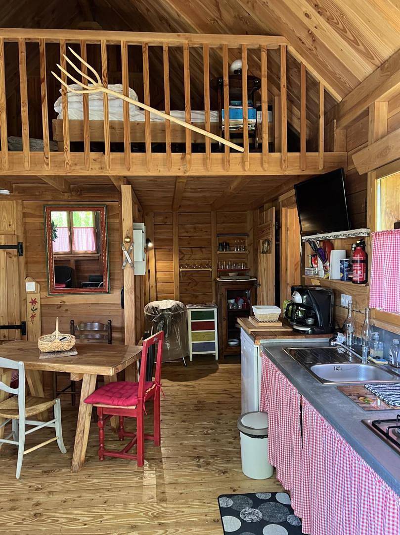 Casa de huéspedes para 4 personas con terraza in Massat, Parque Natural Regional de los Pirineos de Ariège