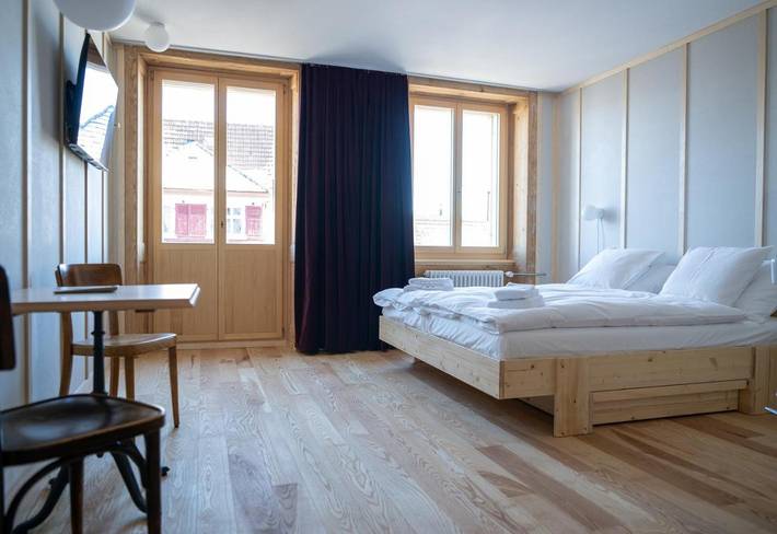 Hôtel pour 2 personnes, avec vue et balcon dans Les Ponts De Martel - 4